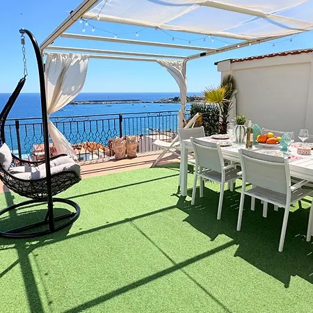 Apartament Casa Carmen Giardini-Naxos