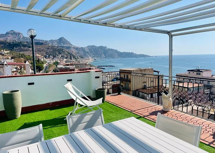 Casa Carmen Appartamento Giardini Naxos